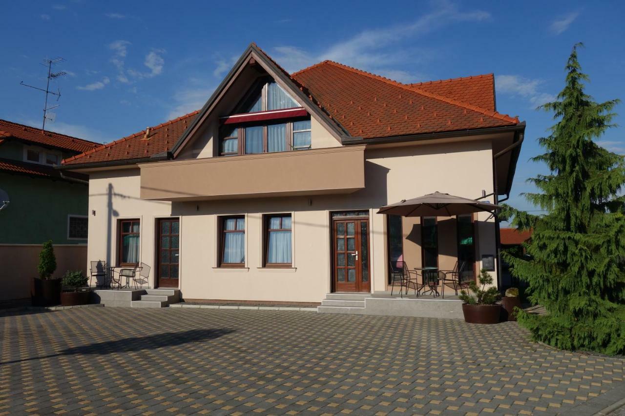 Studio Apartmani Vinica Εξωτερικό φωτογραφία